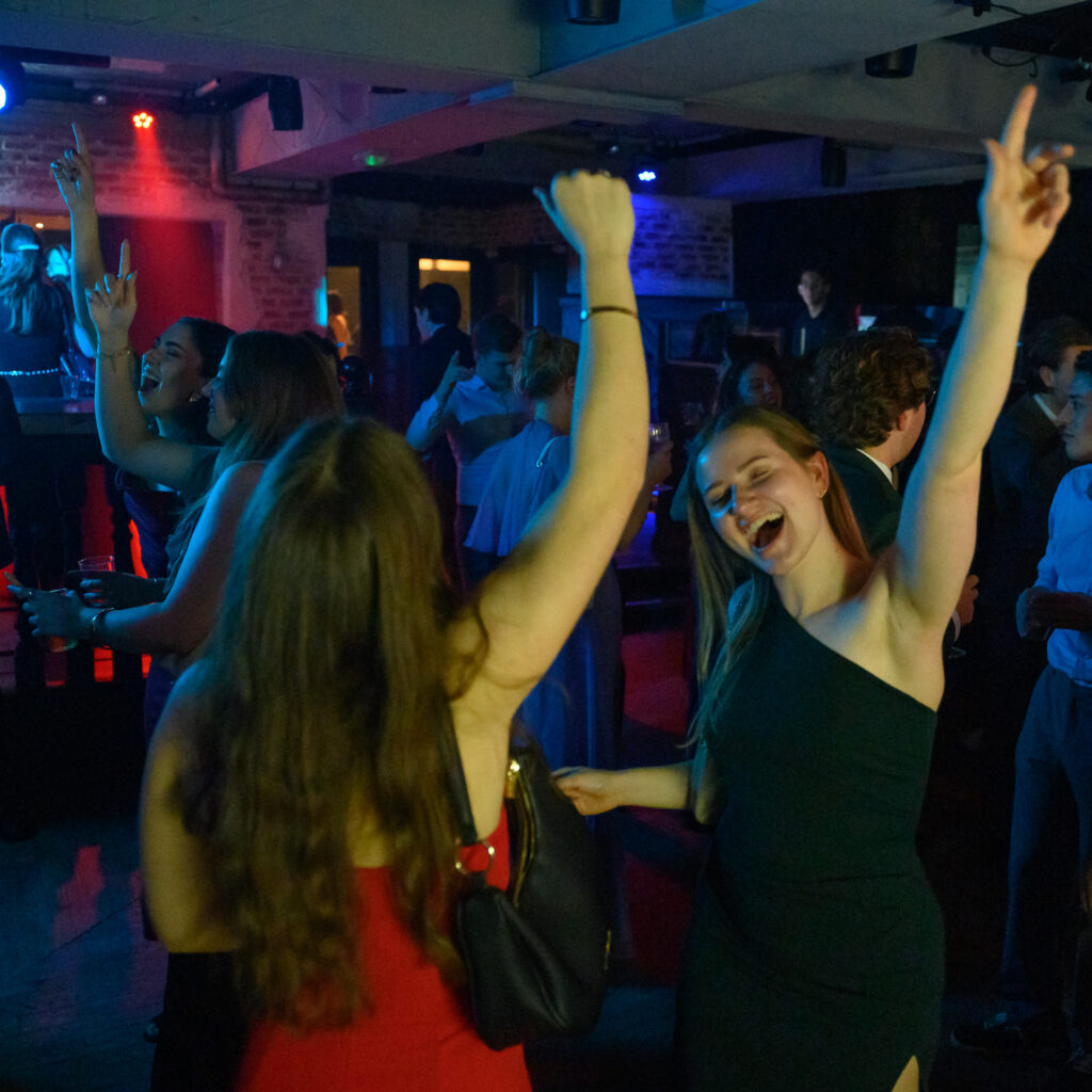 Complex-gala-0743